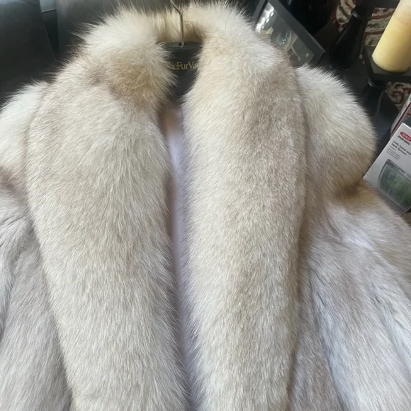 Real Fur coat - Picture 2 of 2